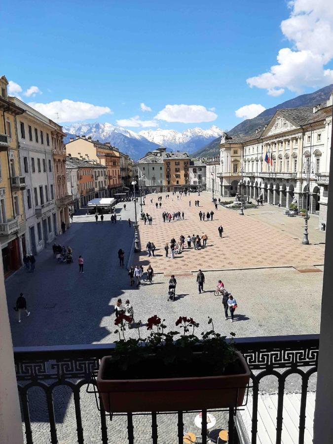 Les Fleuves - Doire Leilighet Aosta Eksteriør bilde